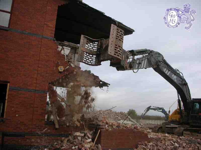 30-065 Demolition of Shoe Fayre corner where Kirkdale Road and Station Street 