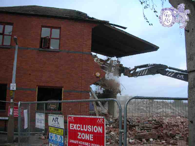 30-069 Demolition of Shoe Fayre corner where Kirkdale Road and Station Street 