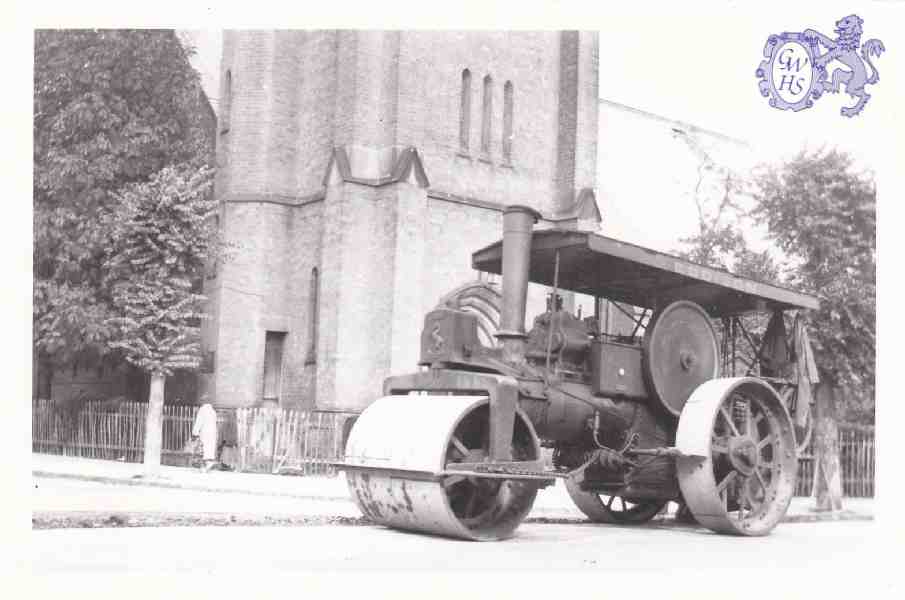 7-126 Steam Roller on Blaby Road South Wigston
