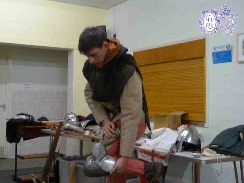 29-027 Arming a Knight Jed