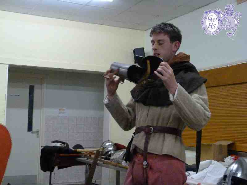 29-028 Arming a Knight Jed