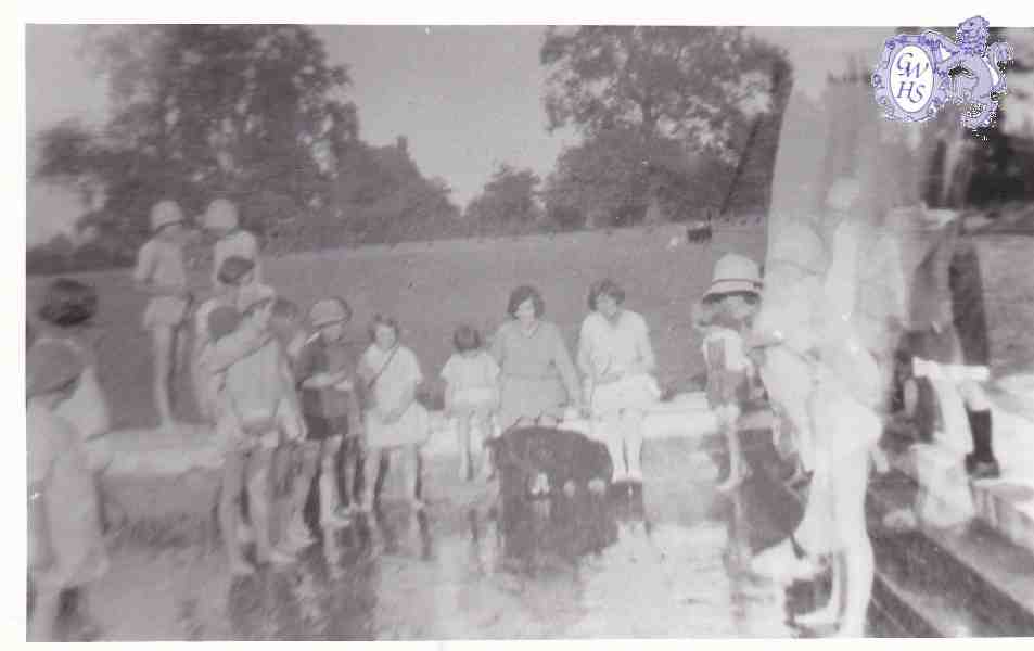 8-4 Aylestone Lane Paddling Pool Willow Park