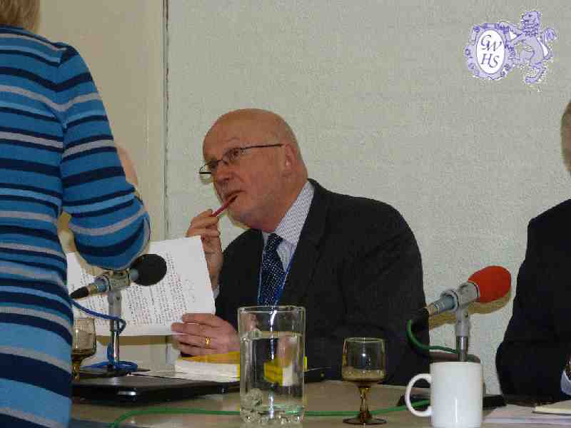 22-431 BBC Radio History Any Questions in Wigston Feb 2013