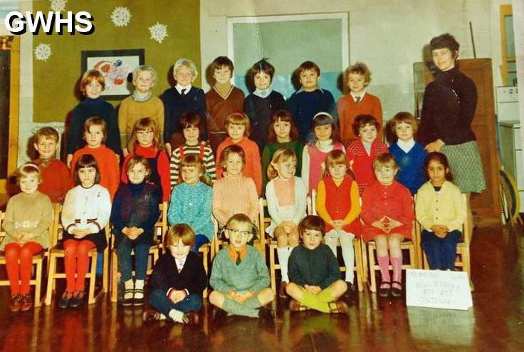 33-227 Mrs Smith Class Bell Street Wigston Magna 1873-1973 Centenary.