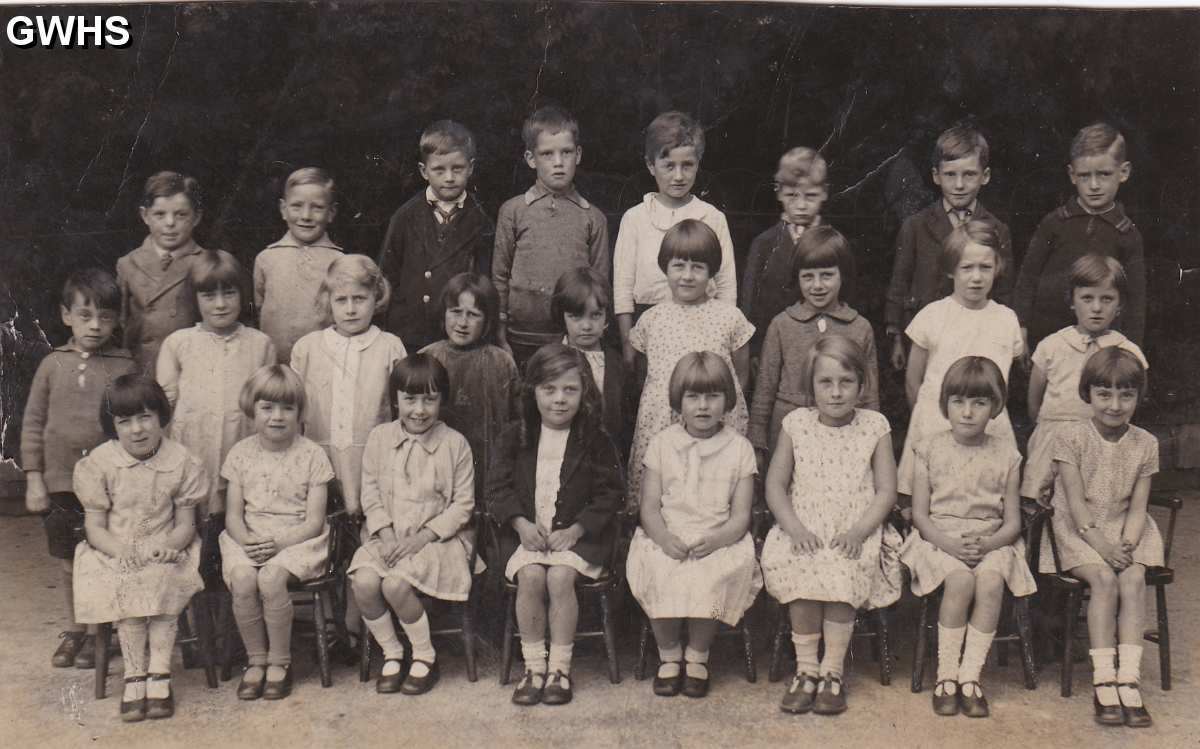 9-96 Bell Street School Wigston Magna 1932