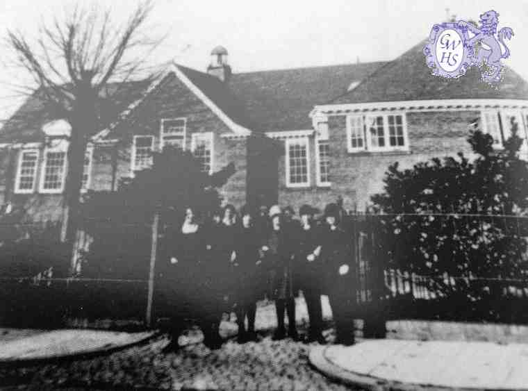 32-350 Bassett StreetSchool South Wigston circa 1864