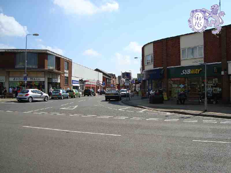 14-142 Bell Street Corner Wigston Magna May 2009