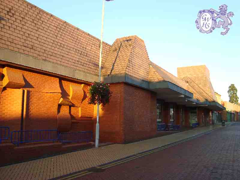 15-071 Sainsburys Bell Street Wigston 2010