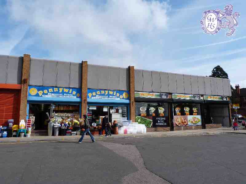 19-255 Farm Foods and Pennywise  Bell Street Wigston Magna April 2012
