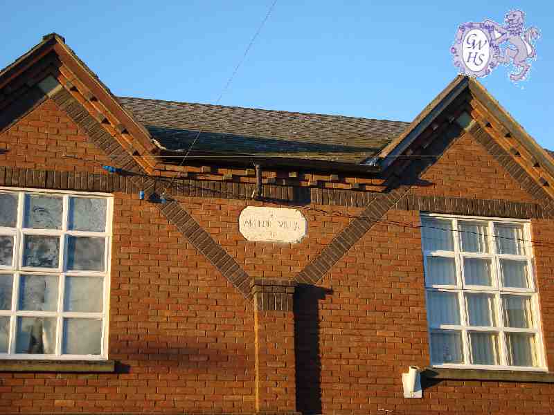23-076 Arthur Villa new property with old name - date tablet Bell Street Wigston Magna April 2013