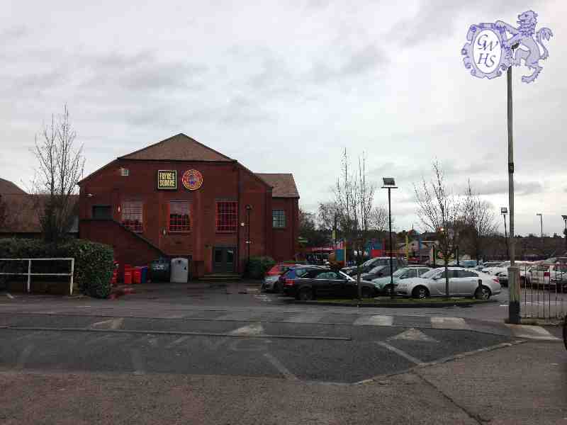 29-799 Rear view of Fayre & Square in Bell Street Wigston Magna Jan 2016