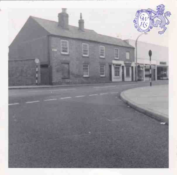 8-13 Bell Street Wigston Magna 1968 - Forryans' corner