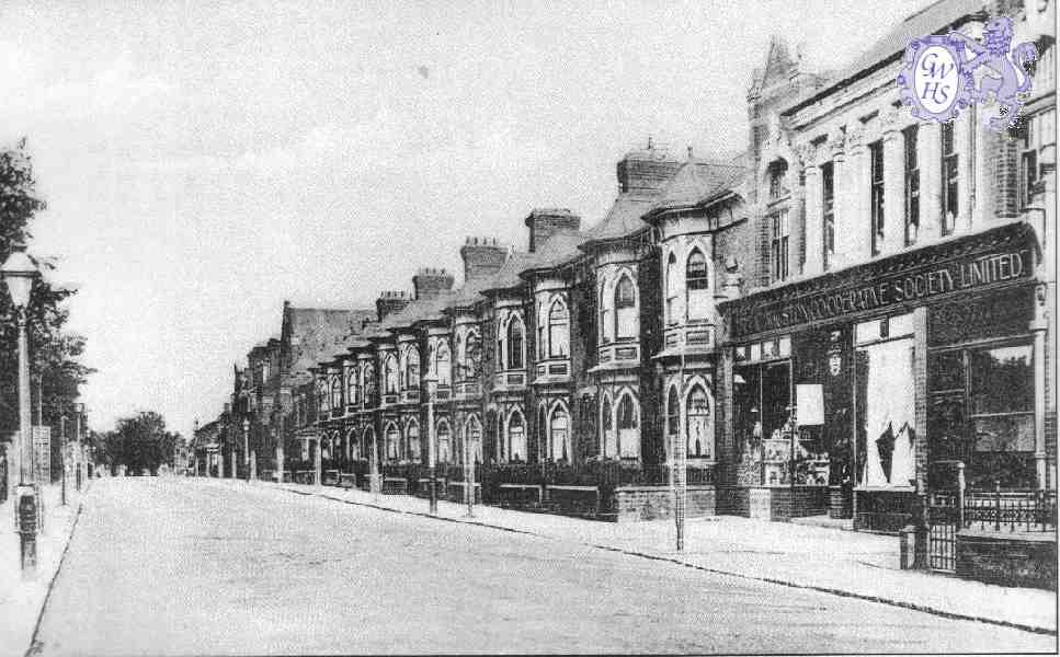 22-508 Blaby Road South Wigston circa 1911 with Co-operative Society Store on the right