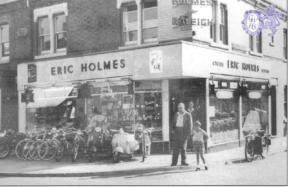 22-509 Eric Holmes Cycle Shop 3 Blaby Road South Wigston circa 1960 