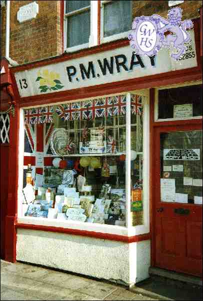 29-210 P M Wray's Shop 13 Blaby Road South Wigston