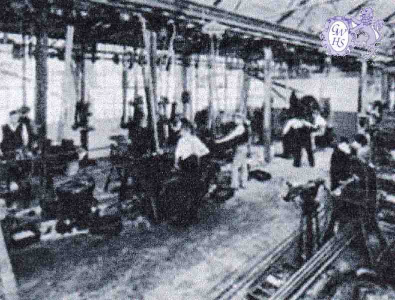 30-391 Premier Drum machine shop South Wigston c 1980