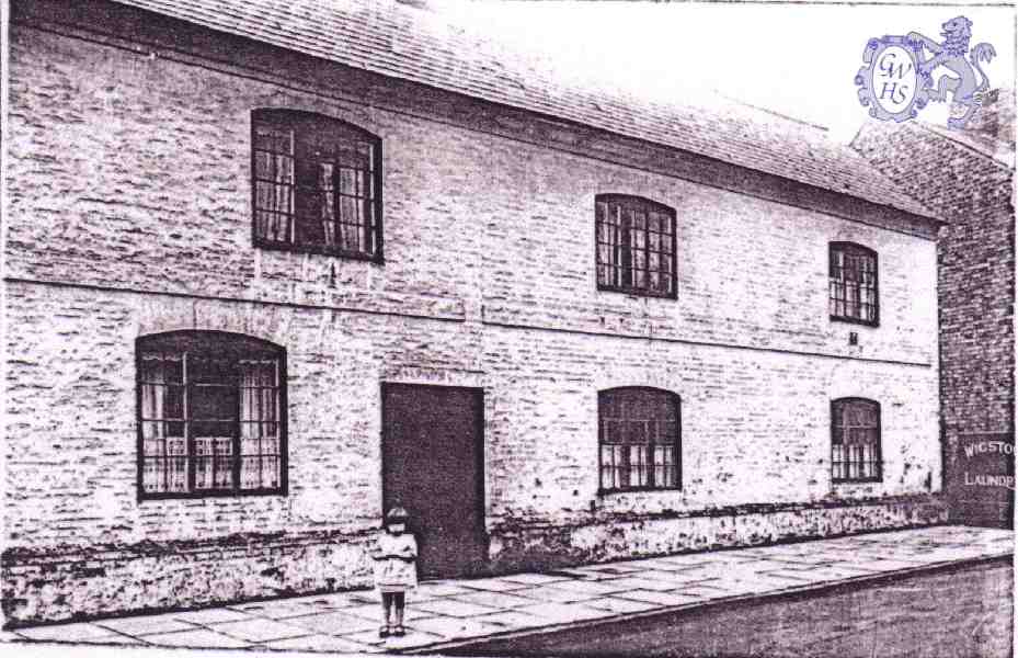 19-031 Cottages on Bull Head Street Wigston Magna with Wigston Laundry on the right