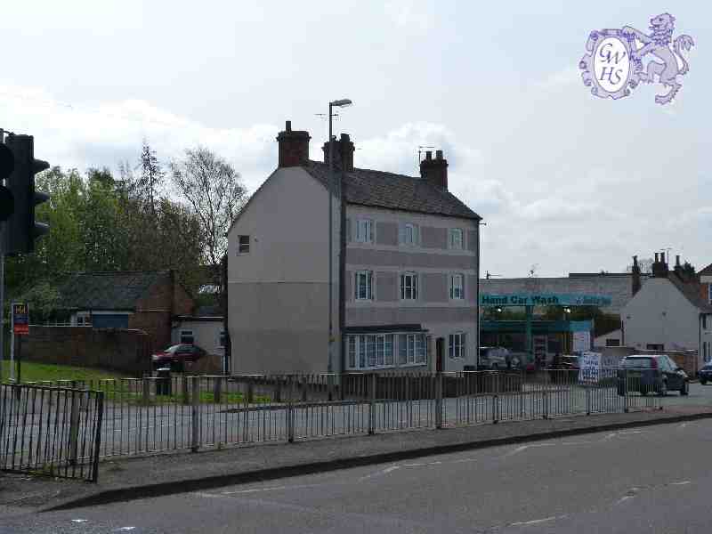19-286 House on Bull Head Street Wigston Magna April 2012