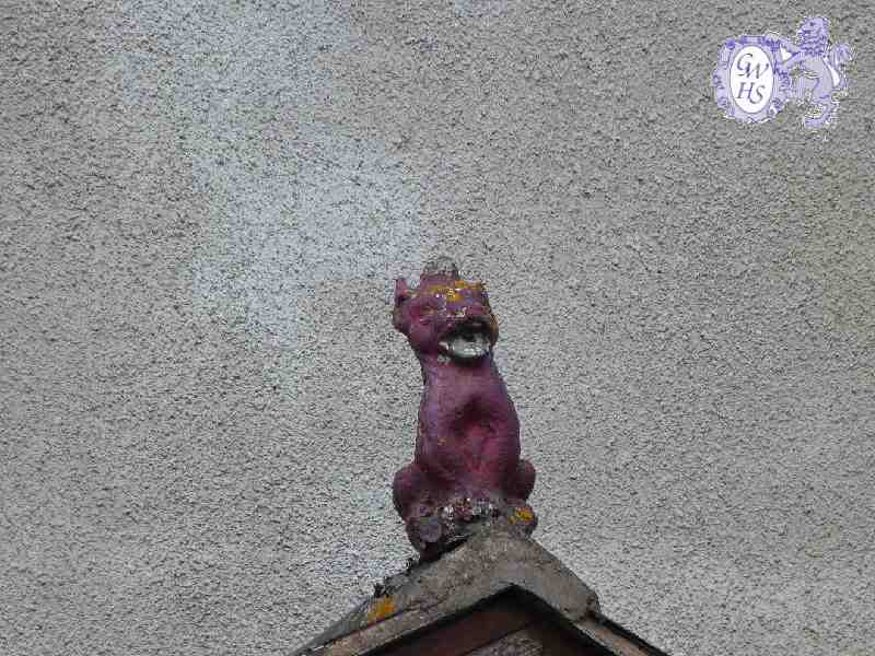 19-435 Gargoyl on house roof in Bull Head Street Wigston Magna May 2012