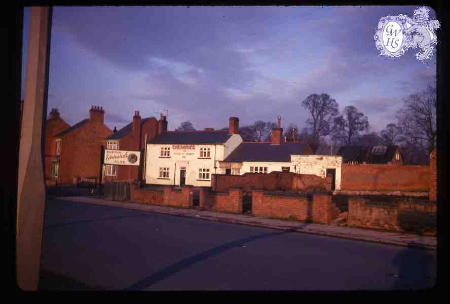 26-155 Horse and Trumpet Bull Head Street Wigston Magna circa 1960
