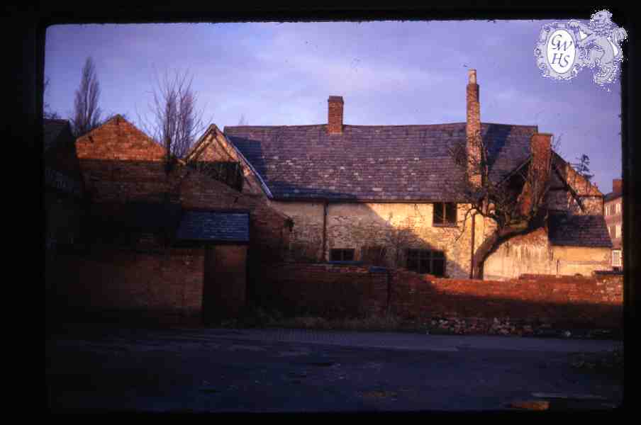 26-168 The Quaker House Bull Head Street Wigston Magna circa 1969