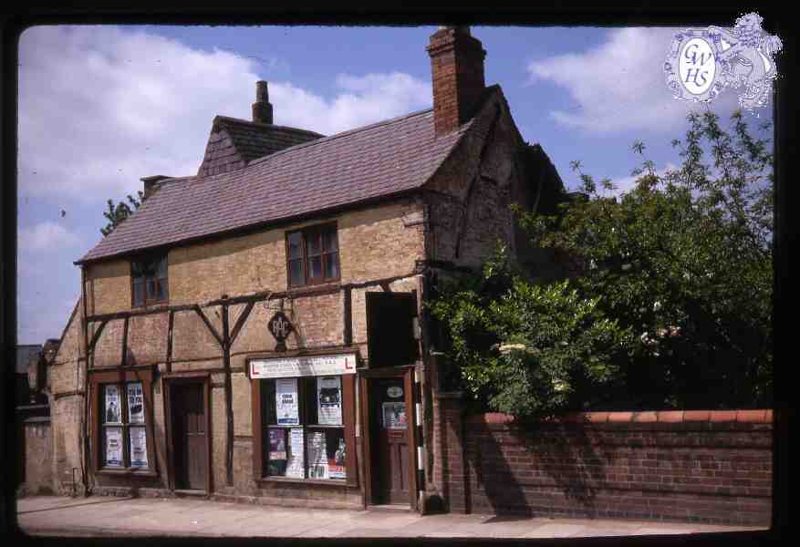 26-171 The Quaker House Bull Head Street Wigston Magna circa 1969