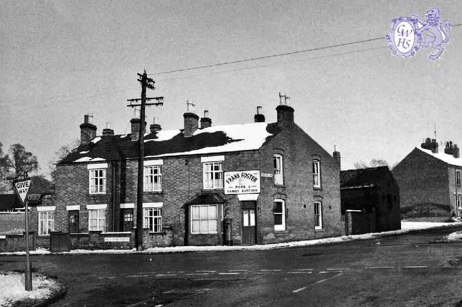 30-881 Left hand corner of Newton Lane and Bull Head St looking from Moat St Mid 1960s