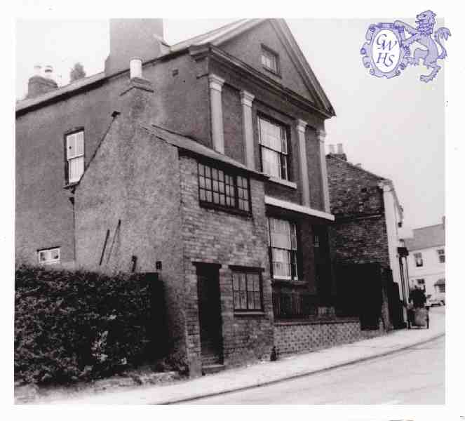 8-84 Snowden's Needle Shop Bull Head Street Wigston Magna 1960 - larger building former British school