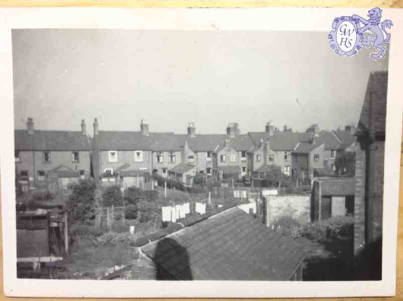 30-030 Back gardens down Burgess Street Wigston Magna circa 1956