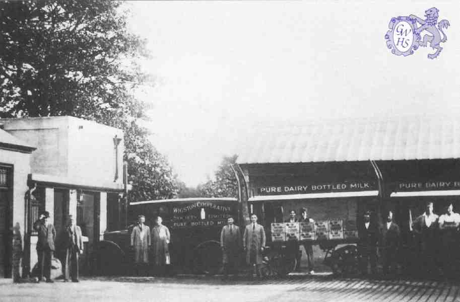 22-152a Wigston Co-operative Society Dairy circa 1932 Bushloe End now Parlour Close
