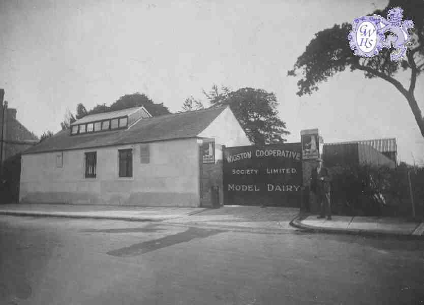 30-229a The Co-operative Model Dairy Bushloe End Wigston Magna in the 1930's