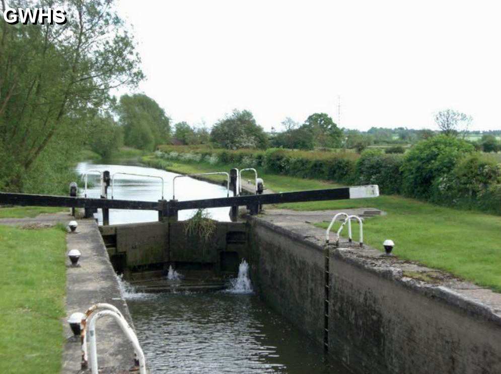 34-655 Double Rail Lock South Wigston