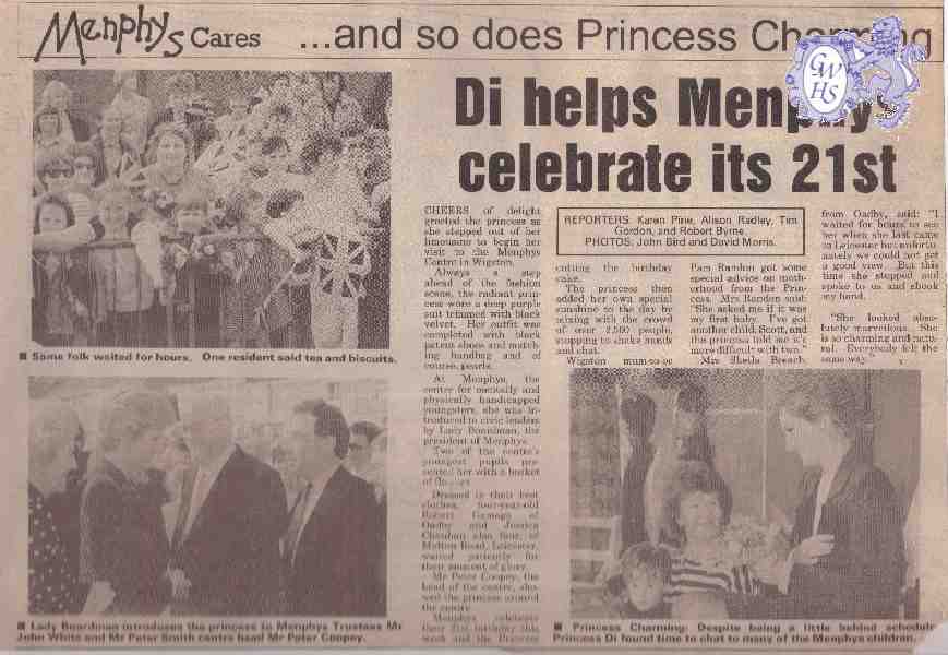 21-001 Di Helps Menphys celebrate its 21st - April 1990