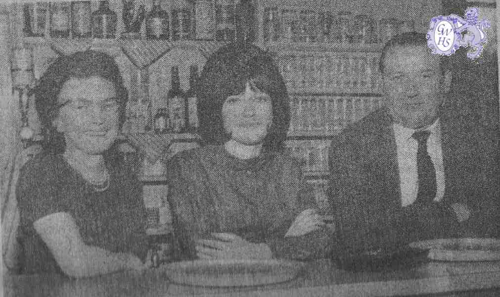 21-006 Mal Griffiths with his wife and their daughter Valerie 1960's