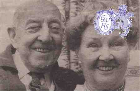 22-535 Eveline and Leslie Clarke Wigston 1989