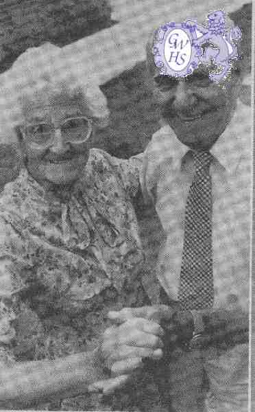 22-541 Nora and Ronal Fisher Wigston 1990