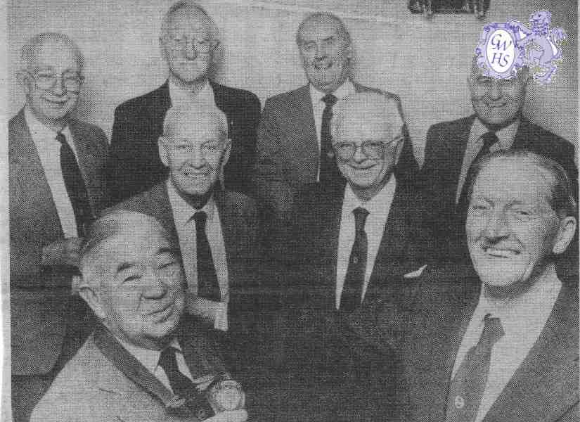 22-579 Wigston Probus Club Members Elwyn Phillips 1990