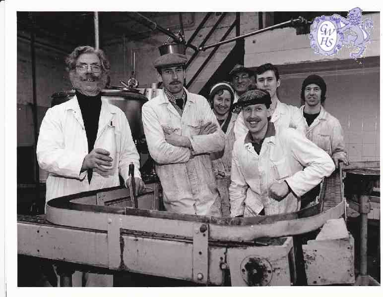 6-44 Last day of Wigston Dairy bottling plant - South Leics Co-op 26th Feb 1983 