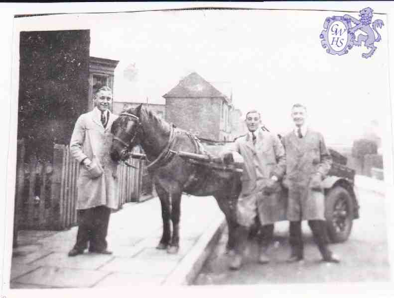 6-47 Milk delivery in Burgess Street Wigston Magna pre 1983