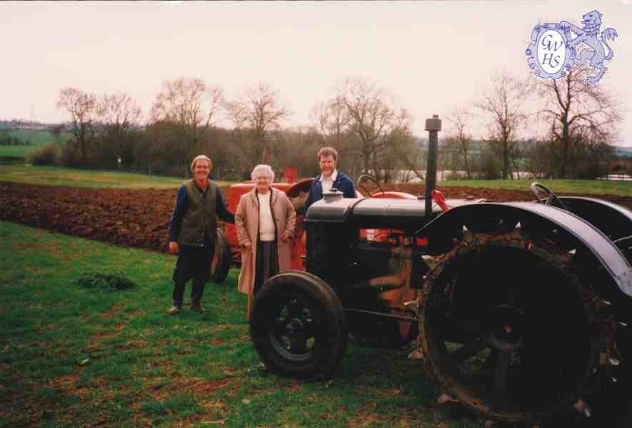 6-94 Wilf Kind - Doris Chandler - Bob Munton Wigston Magna