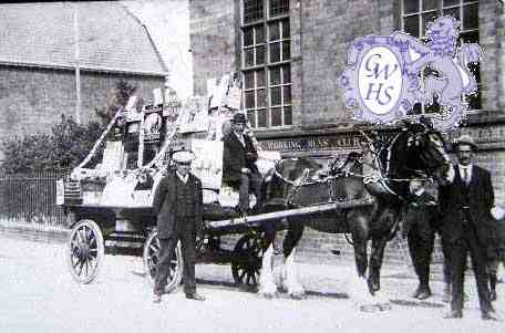 8-199 L R I Dray in Long Street Wigston Magna Carnival Day 1939