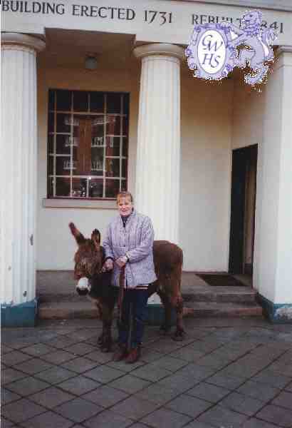 9-133 Ann Lucas on Palm Sunday Parade outside the United Reforded Church Long Street Wigston Magna 1996