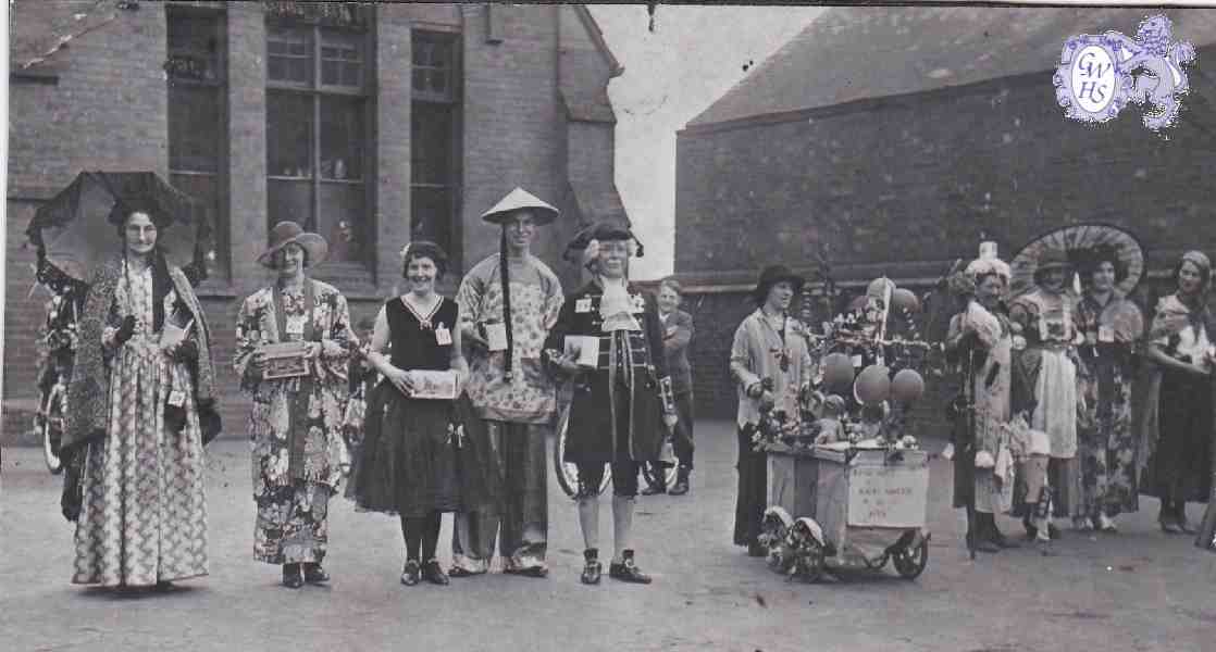 9-148 Wigston Magna National School Yard 1930