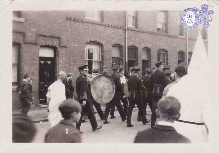 9-154 Wigston Magna Temperance Silver Prize Band 1910