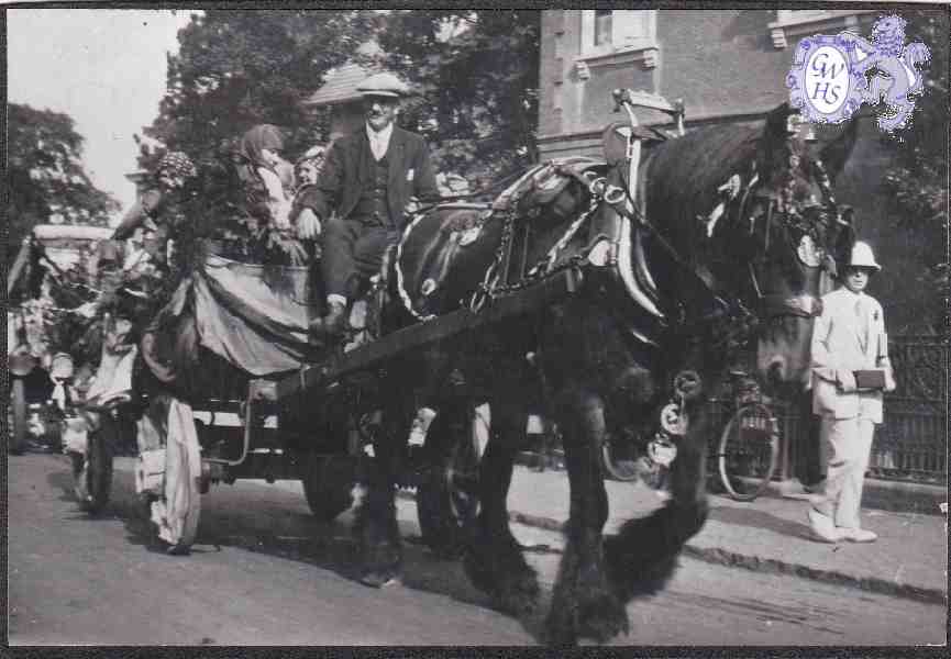 9-159 LRI Carnival igston Magna 1938
