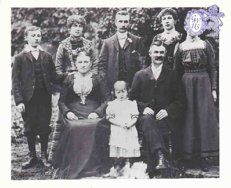 9-73 The Hedges Family from Aoutham in Oxfordshire.