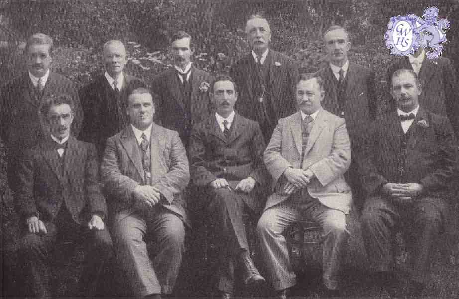 23-495 The Committee 1920 ofThe Wigston Co-operative Hosiers Ltd