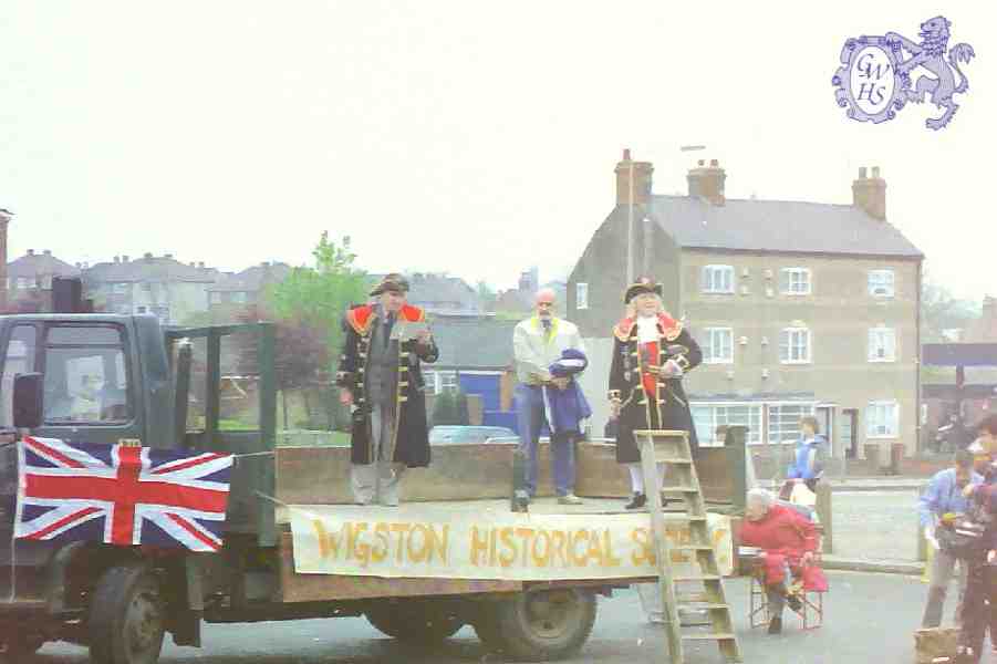 23-628 Wigston Historical Society Civil War Anniversay in Bell Street Wigston 1995