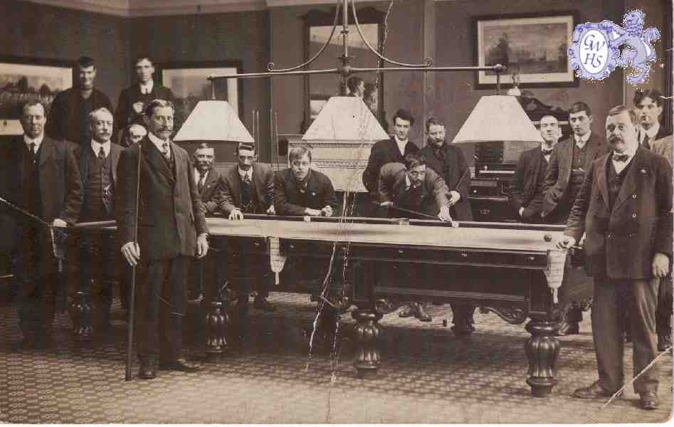 25-035 Games Room Wigston Working Men's Club Long Street Wigston Magna c 1910