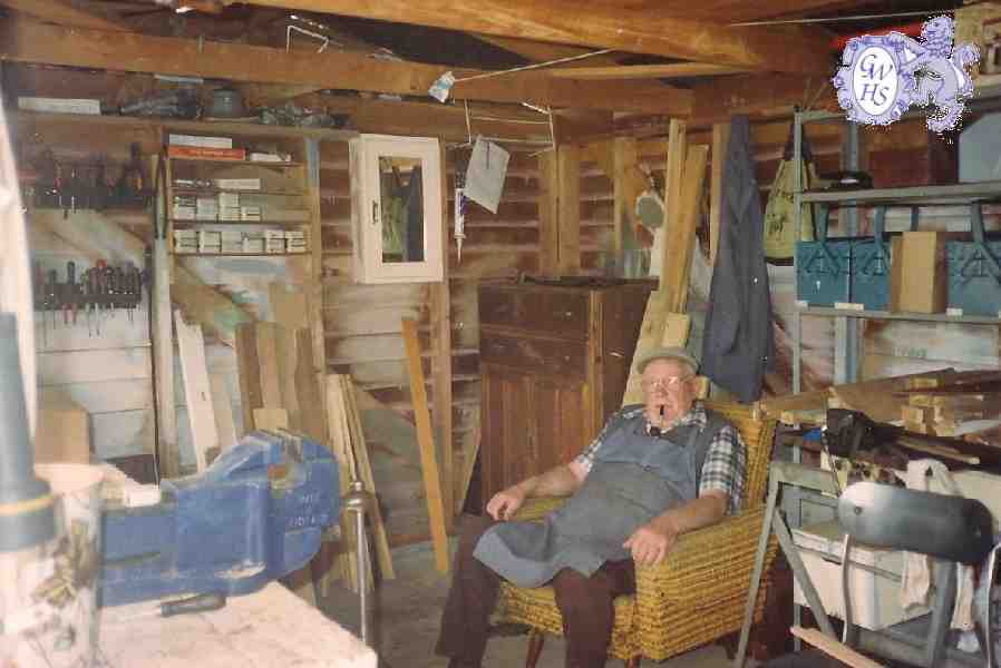 30-294 1994 Alan Tailby